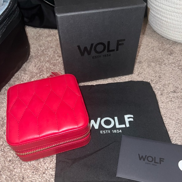 WOLF Caroline Jewelry Travel Case - Picture 2 of 8